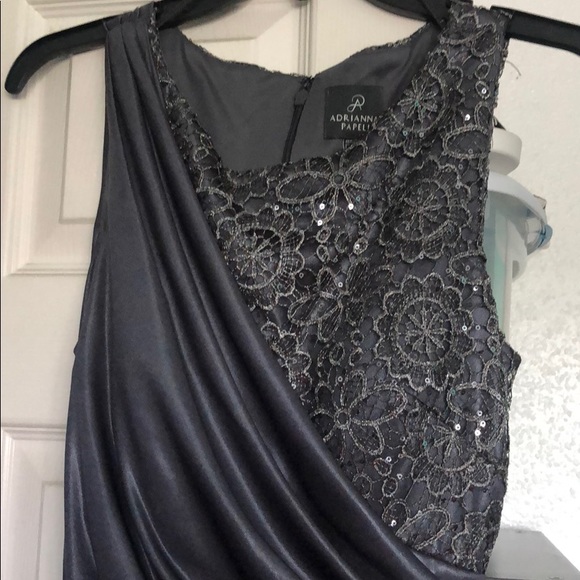 ADRIANNA PAPELL LACE JERSEY GOWN - Picture 2 of 4